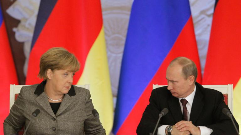 Επίσκεψη Πούτιν στη Γερμανία και συνάντηση με Μέρκελ 