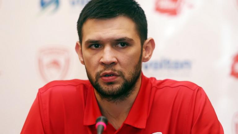 Ολυμπιακός: Νοκ άουτ ο Παπανικολάου