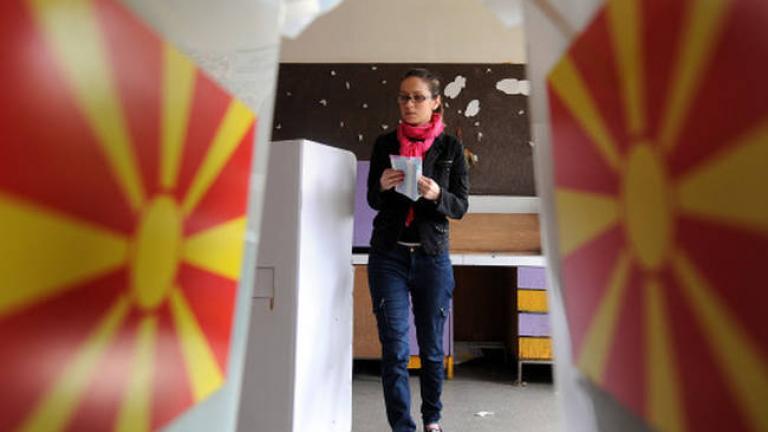 Δημοσκόπηση στα Σκόπια: Το ποσοστό συμμετοχής το διακύβευμα της σημερινής ψηφοφορίας