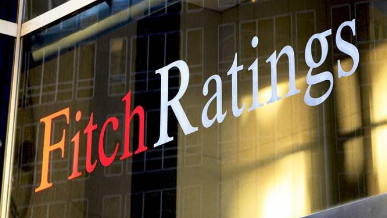 Μετά την υποβάθμιση από τον Fitch η Ρώμη λεει ότι θα σεβαστεί τις δεσμεύσεις της στην ΕΕ