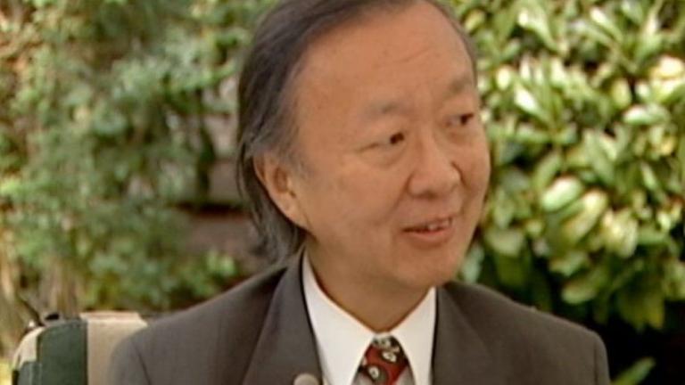 Έφυγε από τη ζωή στο Χονγκ Κονγκ σε ηλικία 84 ετών ο Νομπελίστας Φυσικής και "πατέρας" των οπτικών ινών Τσαρλς Κουέν Κάο 