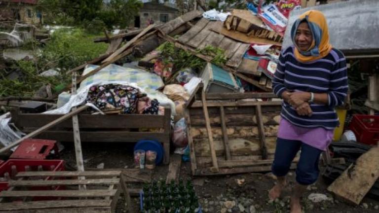 Τουλάχιστον 25 νεκροί από τον υπερτυφώνα Μανγκούτ