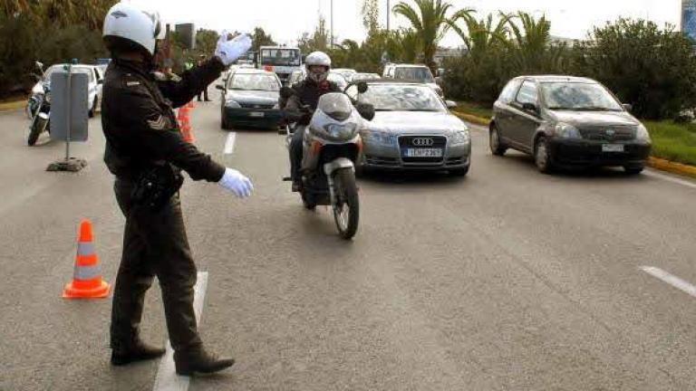 Πληροφορίες για τροχαίο με έναν νεκρό μοτοσικλετιστή στην Ποσειδώνος στο Μοσχάτο στο ύψος του ΣΚΑΪ αναζητά η Τροχαία