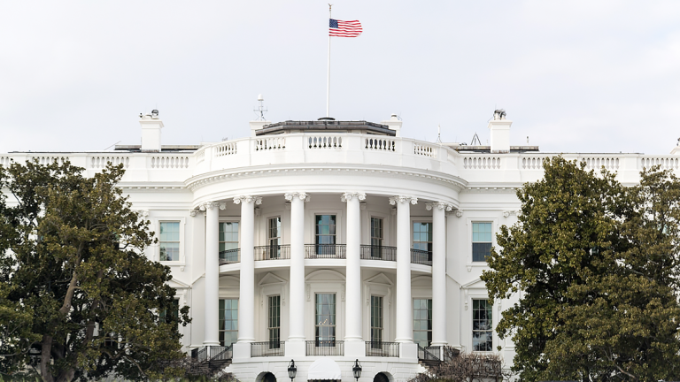 Ποιος είναι ο προδότης στο Λευκό Οίκο; - Τα 11 πιθανά πρόσωπα