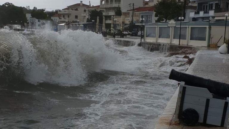 Κυκλώνας Ζορμπάς: Νέο έκτακτο δελτίο επιδείνωσης για έντονα φαινόμενα 