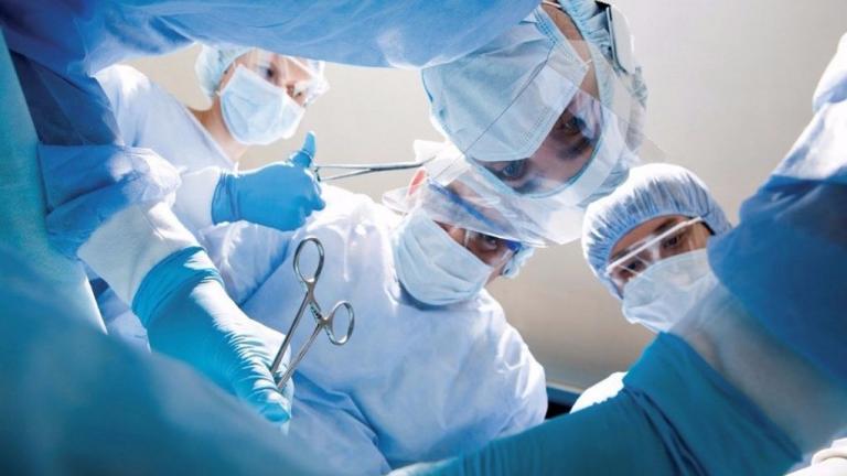 Ιταλία: Πρώτη μεταμόσχευση προσώπου στην Ιταλία έπειτα από μια επέμβαση που διήρκησε είκοσι ώρες
