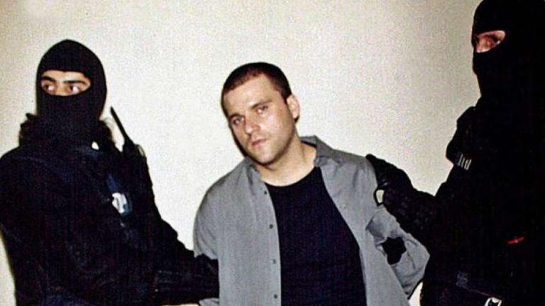 Σε τρίτη αναβολή οδηγήθηκε η δίκη του Κ. Πάσσαρη για τη δολοφονία αστυνομικών το 2001 