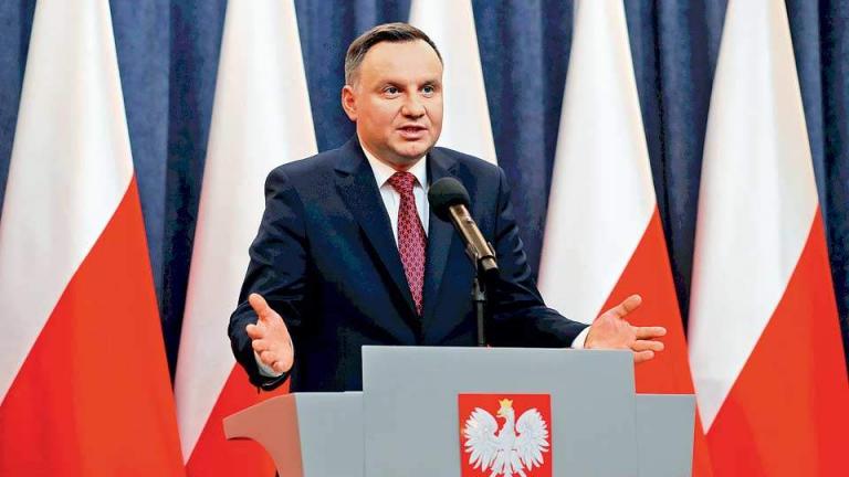 Η Βαρσοβία στο πλευρό της Βουδαπέστης - Θα μπλοκάρει την επιβολή κυρώσεων στην Ουγγαρία