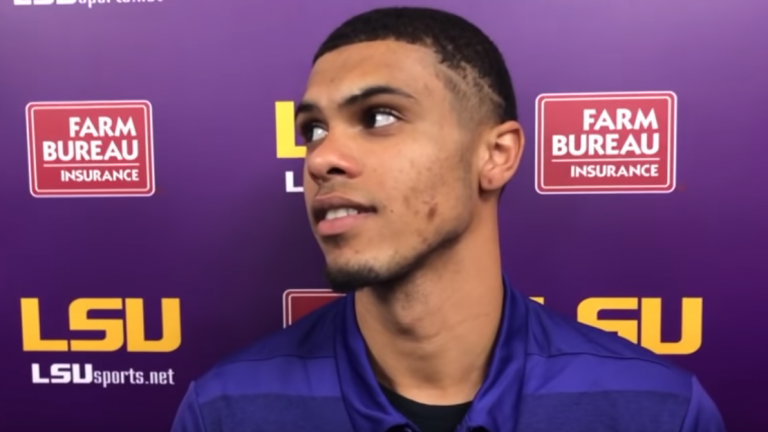 Ο Ουλέιντ Σιμς έπεσε νεκρός από πυροβολισμούς με την Αστυνομία να κάνει λόγο για δολοφονία 