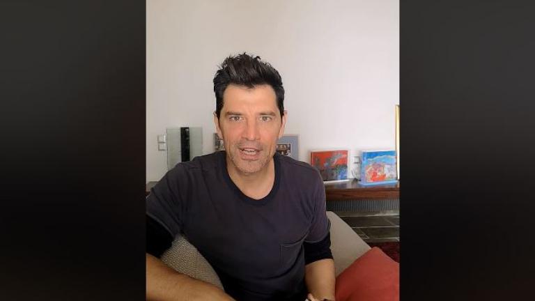 Το νέο μήνυμα του Σάκη Ρουβά στα social media για τα παιδιά - «Μπείτε στην Ομάδα Προσφοράς ΟΠΑΠ και παίξτε!»