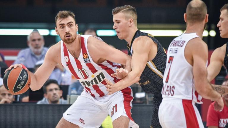 Euroleague: Ισοπέσωσε τον Ολυμπιακό η Αρμάνι