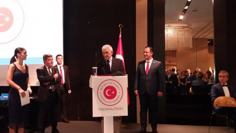 Γιάννης Μπουτάρης: «Με τους Τούρκους αισθανόμαστε αδέλφια»