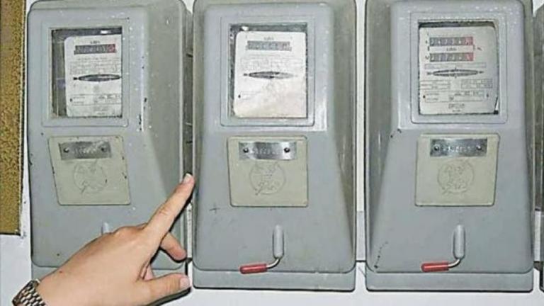 Χωρίς καμία προειδοποίηση η ΔΕΗ έκοψε το ρεύμα στο σπίτι του νεφροπαθή