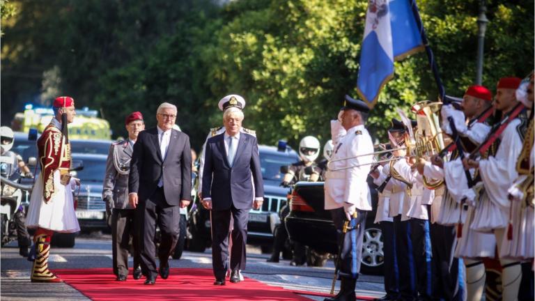 Εγκάρδια υποδοχή του κ. Steinmeier από τον Πρ. Παυλόπουλο 