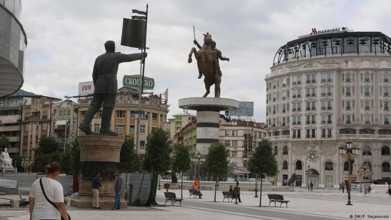 Στα Σκόπια ονειρεύονται την Ευρώπη