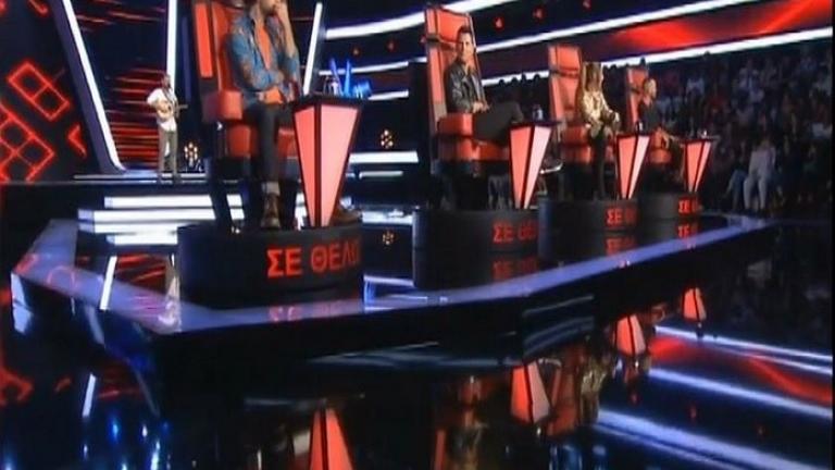 The Voice (18/10):Μετά την κόρη του ηθοποιού Μιχάλη Μητρούση, ένας ακόμα συγγενής καλλιτέχνη βρέθηκε στο talent show