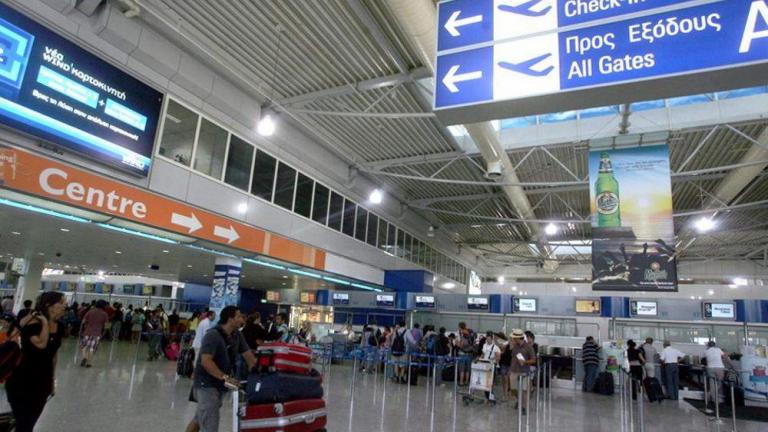Συνελήφθησαν 5.633 άτομα που προσπάθησαν να φύγουν από ελληνικά αεροδρόμια με πλαστά έγγραφα