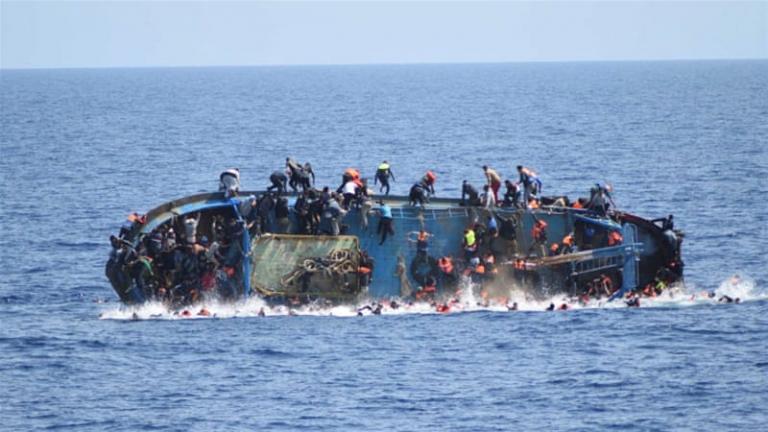 Τραγωδία στην Τουρκία: Πέντε νεκροί σε ναυάγιο με μετανάστες