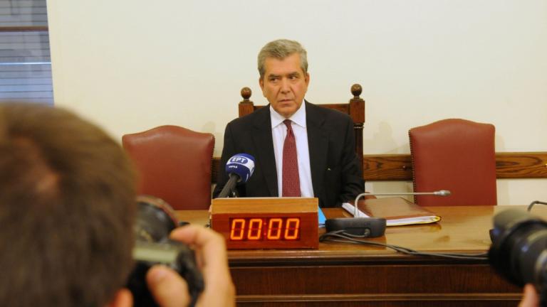 Παράθυρο για διεκδίκηση αναδρομικών από βουλευτές καταγγέλλει ο Αλ. Μητρόπουλος