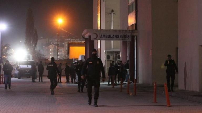 Τουρκία: Επτά αγνοούμενοι και 25 τραυματίες από έκρηξη οβίδας σε στρατιωτική βάση