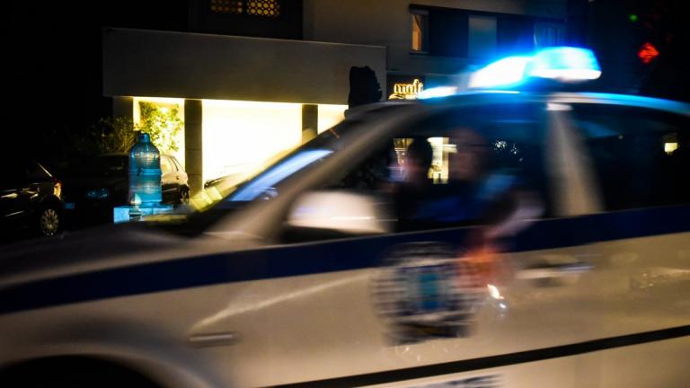 Τρεις ένοπλες ληστείες σε γνωστά καταστήματα σημειώθηκαν μέσα σε διάστημα μίας ώρας στην Αθήνα, παραμονή του Black Friday-Φόβοι για το τι θα ακολουθήσει την Παρασκευή 
