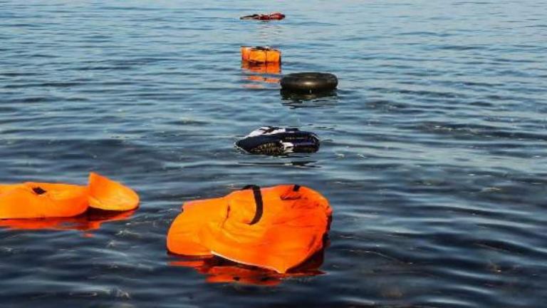Δέκα μετανάστες αγνοούνται ανοιχτά της Σμύρνης μετά το ναυάγιο του πλεούμενου στο οποίο επέβαιναν 