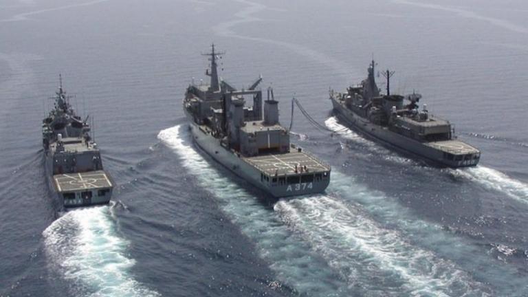 Ο Πρόεδρος της Ουκρανίας ζητεί από το NATO να στείλει πολεμικά πλοία στην Αζοφική Θάλασσα