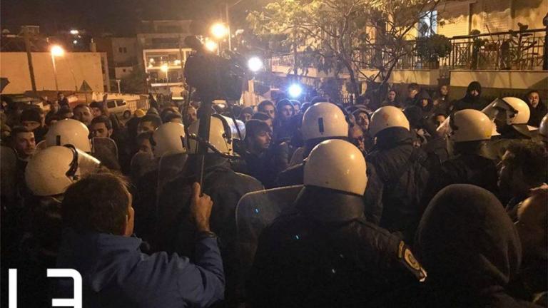 Θεσσαλονίκη: Ματαιώθηκε λόγω αποδοκιμασιών και επεισοδίων εκδήλωση με ομιλητή τον Κ. Γαβρόγλου