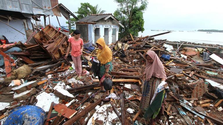 Τσουνάμι στην Ινδονησία: 429 οι νεκροί 