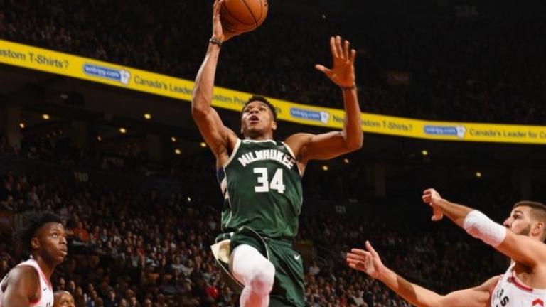 NBA: Το απίθανο σακάκι του Αντετοκούνμπο (ΦΩΤΟ)