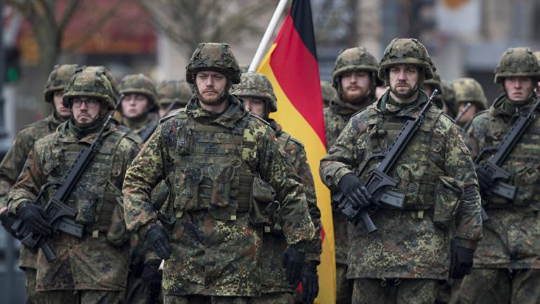 Die Zeit: Ο γερμανικός στρατός προσλαμβάνει ειδικούς από χώρες της ΕΕ