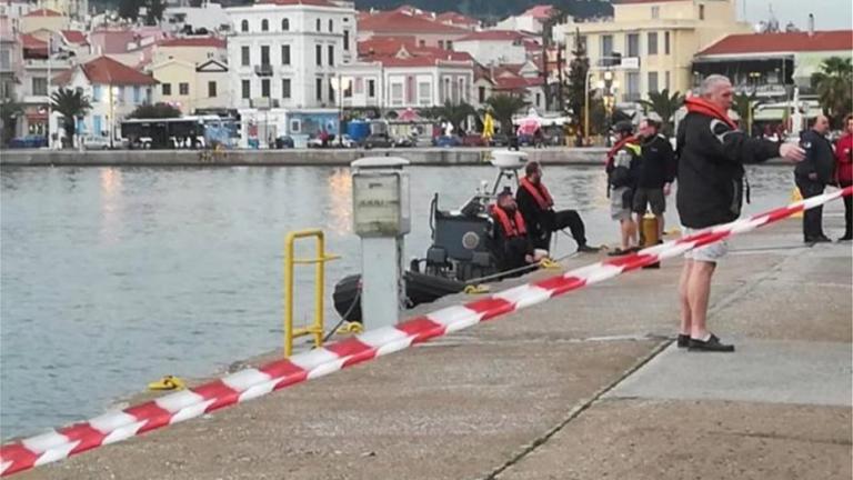 Ανασύρθηκε νεκρός 83χρονος που έπεσε με το αυτοκίνητό του στο λιμάνι της Μυτιλήνης