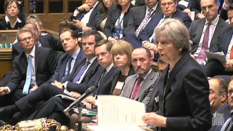 Κρίσιμη μάχη για τη Μέι - "Θα δώσω μάχη με όλες μου τις δυνάμεις" - Βουλευτές δηλώνουν στη στήριξή τους