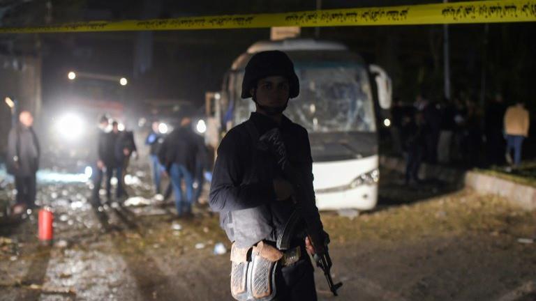 Αίγυπτος: «Σαράντα τρομοκράτες» σκοτώθηκαν από τις δυνάμεις ασφαλείας μετά την επίθεση εναντίον τουριστικού λεωφορείου