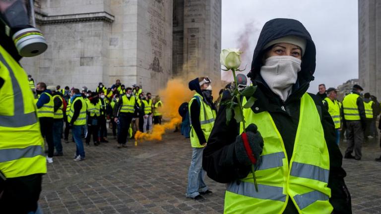 Κίτρινα γιλέκα: Κρίσιμη η σημερινή μέρα 