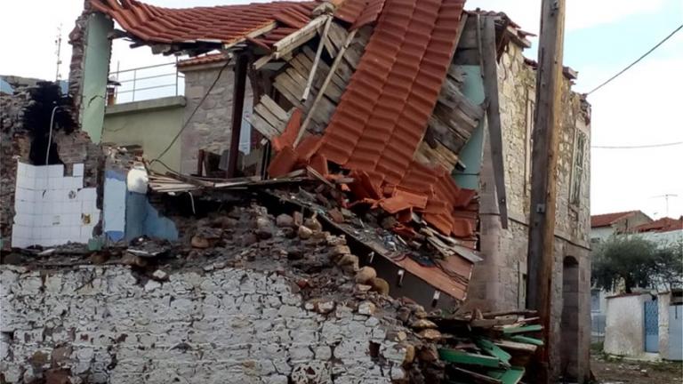 Η Βρίσα Λέσβου κατάντησε χωριό-«φάντασμα» μετά τον μεγάλο σεισμό - Στα λόγια οι κυβερνητικές υποσχέσεις