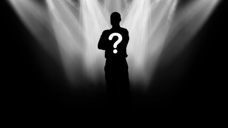 O αντικαταστάτης του Σεφερλή στην παράσταση «Ζητείται ψεύτης»