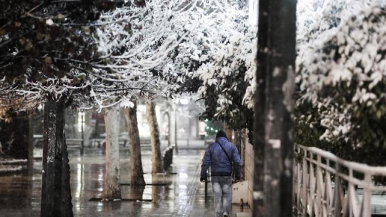 ΚΑΙΡΟΣ 14/1/2019: Χιόνια, παγετός και καταιγίδες στα δυτικά