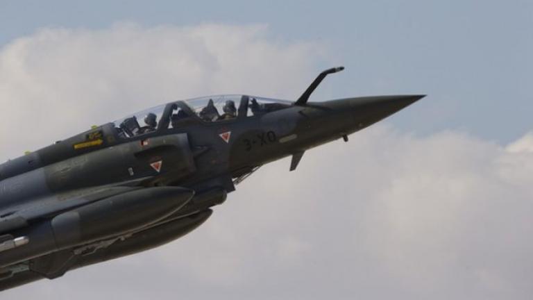 Οι δύο πιλότοι του μαχητικού Mirage 2000 που συνετρίβη την Τετάρτη βρέθηκαν και ανασύρθηκαν νεκροί