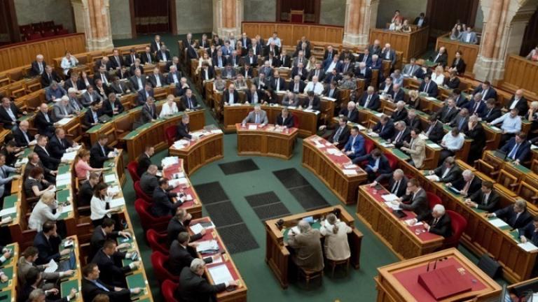 ΠΓΔΜ: Ξεκινά αύριο στην Ολομέλεια η συζήτηση για αναθεώρηση του Συντάγματος βάσει της Συμφωνίας των Πρεσπών