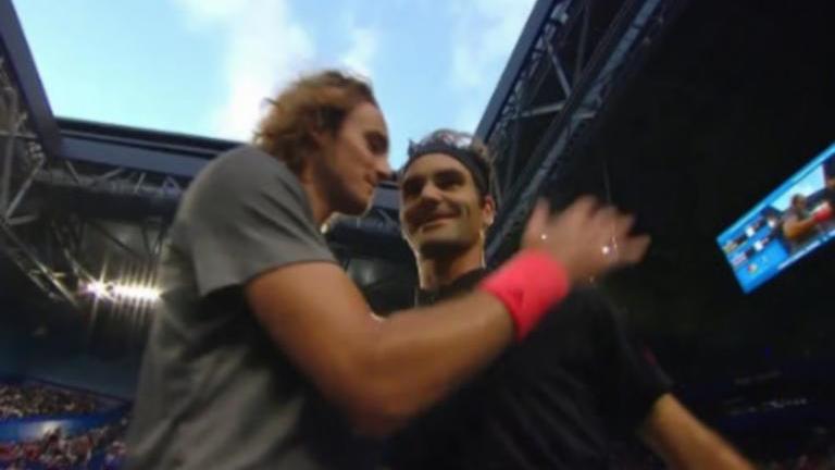 Στέφανος Τσιτσιπάς: Έχασε αλλά κέρδισε τον σεβασμό του μεγάλου Ρότζερ Φέντερερ