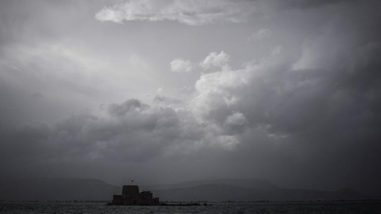 Καιρός (03/02): Βροχές και σκόνη από την Αφρική 