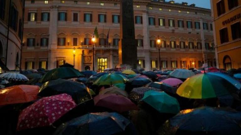 Ιταλία: Μαζικές συγκεντρώσεις σε 300 πόλεις υπέρ των προσφυγων