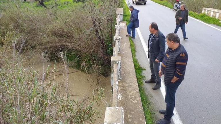 Κορυφώνεται η αγωνία στην Κρήτη - Άκαρπες οι ολονύκτιες έρευνες για τους τέσσερις αγνοούμενους