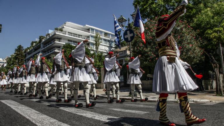 Αιφνίδιος θάνατος μέλους της ειδικής φρουράς