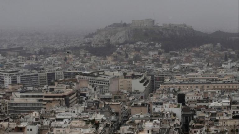 Νέα κακοκαιρία από σήμερα με αφρικανική σκόνη και λασποβροχές