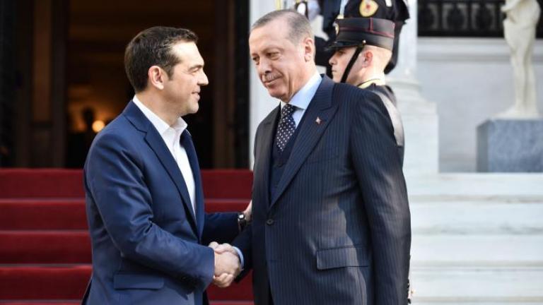 Δεν πρόκειται να προκύψει κάτι θετικό στο ταξίδι του Αλέξη Τσίπρα στην Τουρκία και την συνάντησή του με τον Ρετζέπ Ταγίπ Ερντογάν κι αυτό φαίνεται από τα όσα είπε απόψε ο εκπρόσωπός του