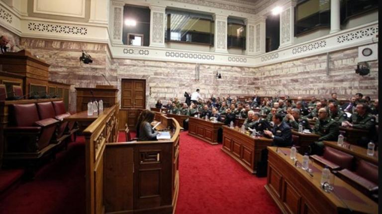 Παρακολουθήστε LIVE τη συζήτηση στην Επιτροπή της Βουλής για το πρωτόκολλο ένταξης της Βόρειας Μακεδονίας στο ΝΑΤΟ