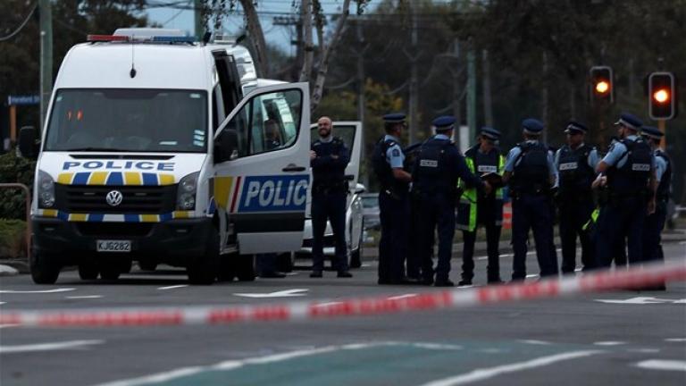 Νέα Ζηλανδία: Εύσημα στους δύο αστυνομικούς που ακινητοποίησαν τον δράστη
