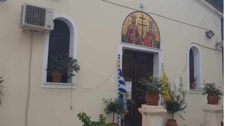 Δεν είχαν τον Θεό τους οι διαρρήκτες ιερόσυλοι που άδειασαν κυριολεκτικά το εκκλησάκι Αγίων Κωνσταντίνου και Ελένης του Νοσοκομείου «ΕΛΠΙΣ» (video) 